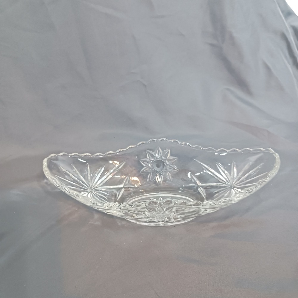 Vintage Glass Bowl Clear Excellent Starburst Scalloped Oval Dish